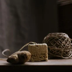 Ethical Grace Shampoo E Balsamo Solido 2 In 1 – “Gengevo” Volumizzante Capelli Fini O Normali Gr. 90 -Negozio di Cosmetici e Bellezz Gengevo etichal grace