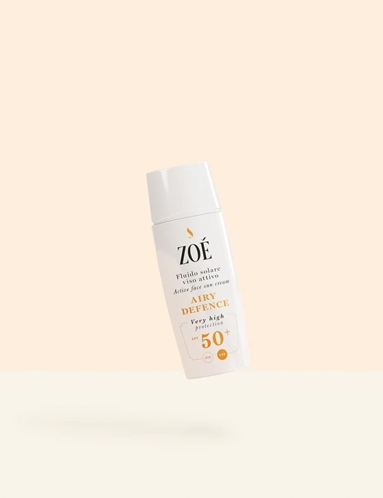 Zoè Cosmetics Airy Defence Crema Solare Viso Antimacchia E Antirughe SPF 50 Ml. 50 1 Zoè Cosmetics Airy Defence Crema Solare Viso Antimacchia E Antirughe SPF 50 Ml. 50